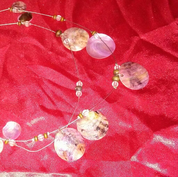 🐚Mother Pearl Pink Seashell Necklace - Picture 2 of 5